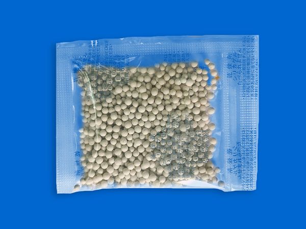 安防干燥劑中的水分可用哪些方法來去除